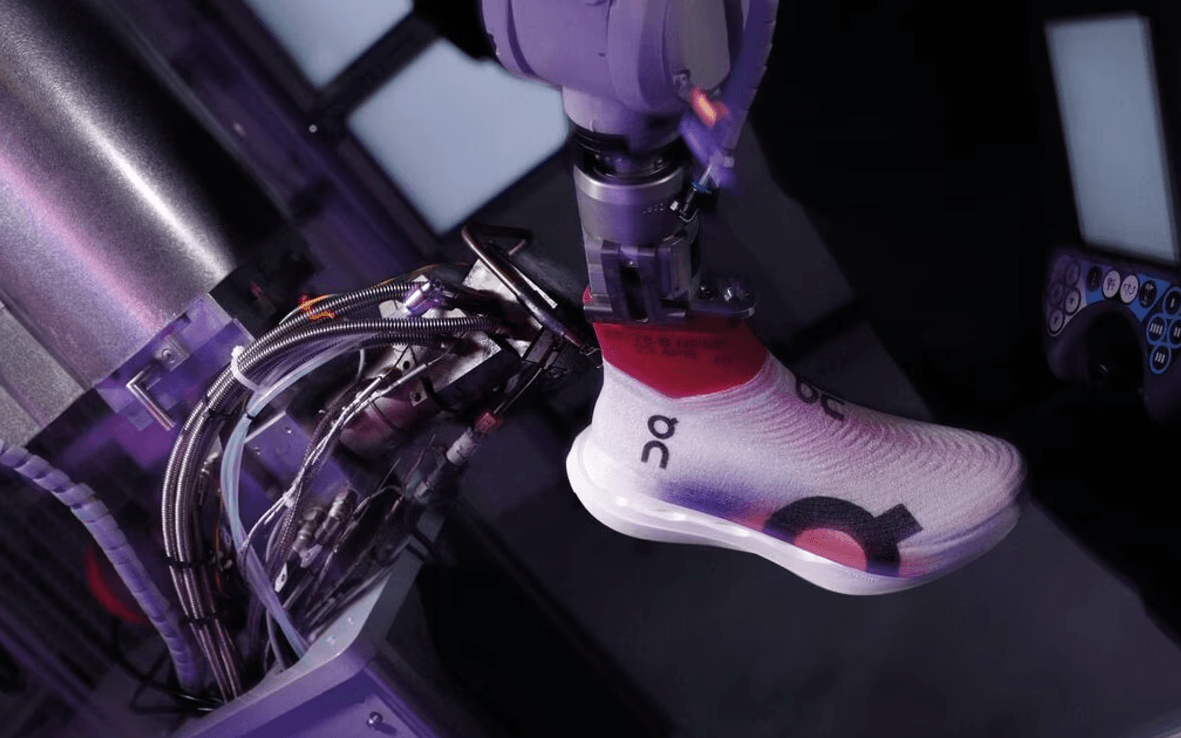 Federer-backed On to be led by founders as CEO steps down